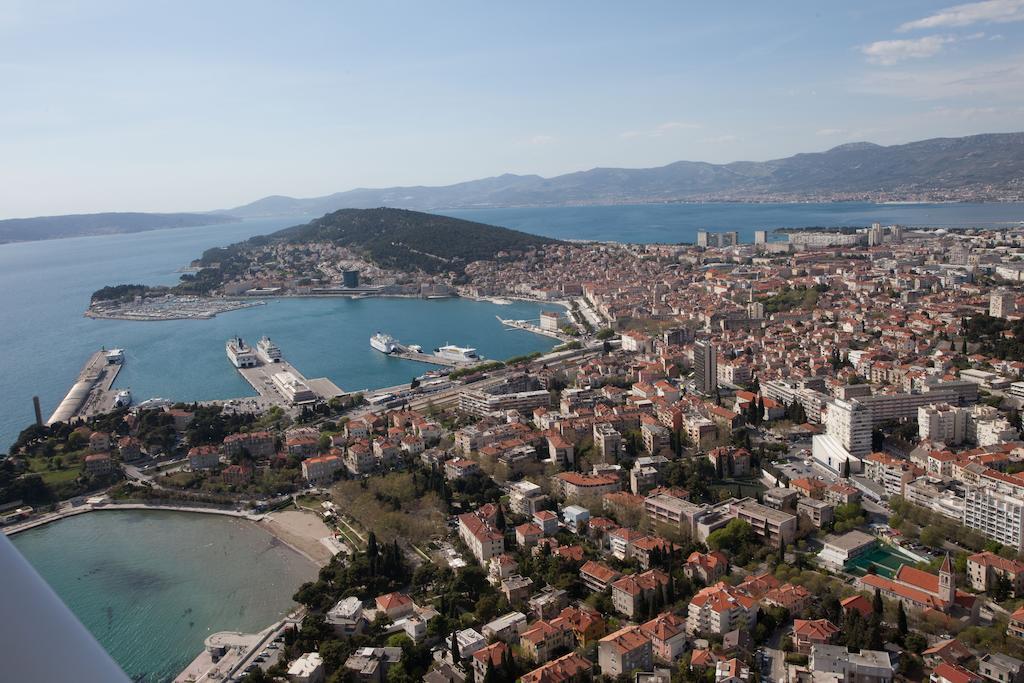 Bacvice Beach Apartment Split Bagian luar foto