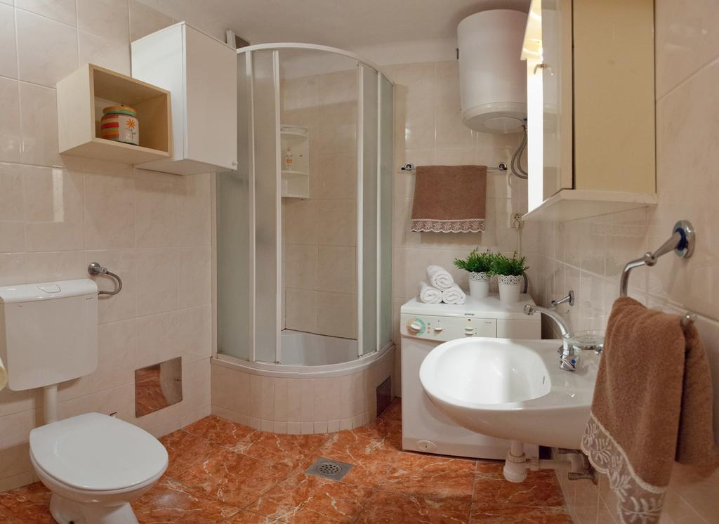 Bacvice Beach Apartment Split Bagian luar foto